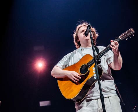 Nieuwe Single Lewis Capaldi Wish You The Best