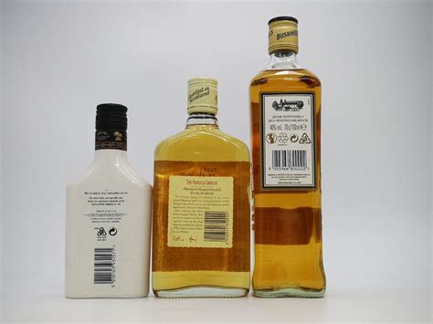Bushmills Original Irish Whiskey T Carton Plus Famous Grouse 35cl