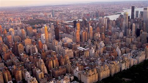 Aerial View Of Upper East Side Manhattan Queens East River Central Park New York Stock