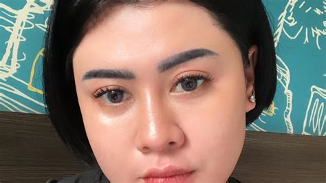 Sempat Jadi Vokalis Band Putri Wulandari Kini Eksis Sebagai