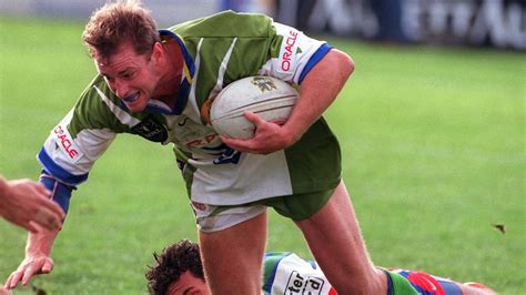 Michael Maguire Returns To Nrl With Canberra Raiders Coaching Position