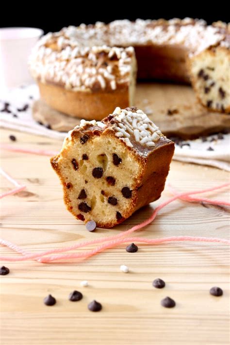 Ciambellone Allo Yogurt Con Gocce Di Cioccolato Ricetta Fatto In Casa