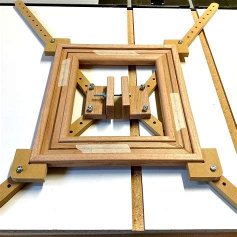 Picture Frame Clamping Jig – Wood Shop Essentials