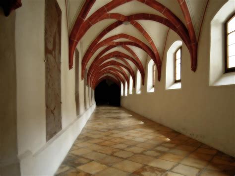 Free Images - building cloister cross vault 1