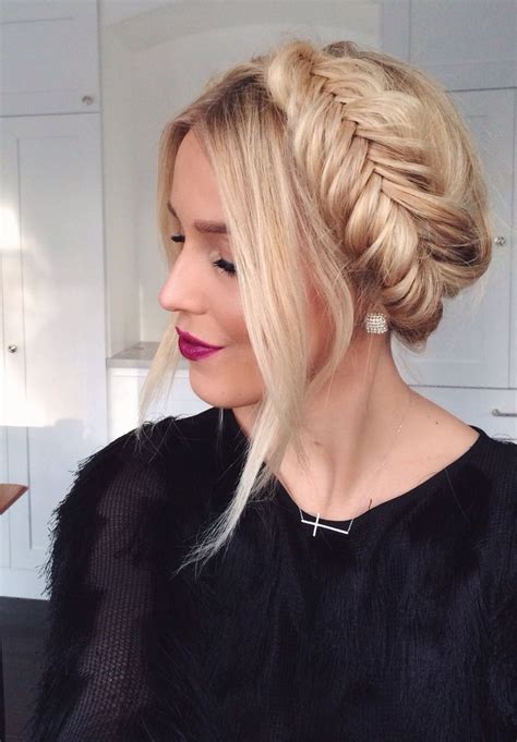 20 Beautiful Fishtail Braided Hairstyles - Styles Weekly