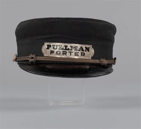 Uniform cap owned by Pullman Porter Robert Thomas | Smithsonian Institution