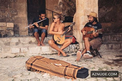 Marisa Papen Nude Photographer Thomas Agatz Shared New Nudes From Ibiza