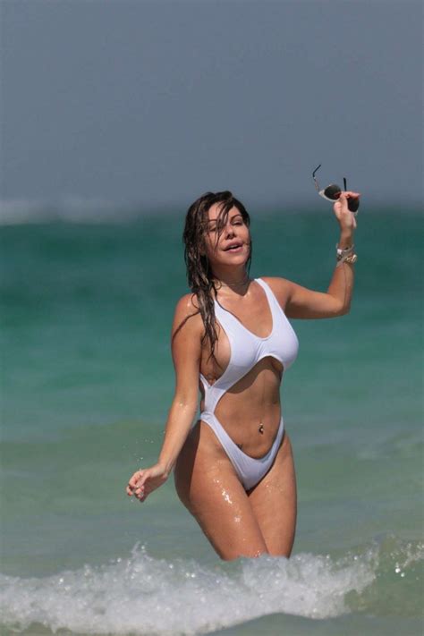 Liziane Gutierrez Big Brazilian Ass In Tiny White Bikini 9 Photos The Fappening