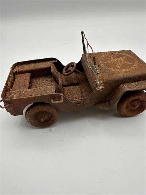 Tin Toy Army Jeep