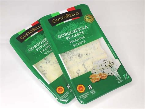 Купити Сир Горгонзола Gorgonzola GustoBello 150 г Італія ціна 90