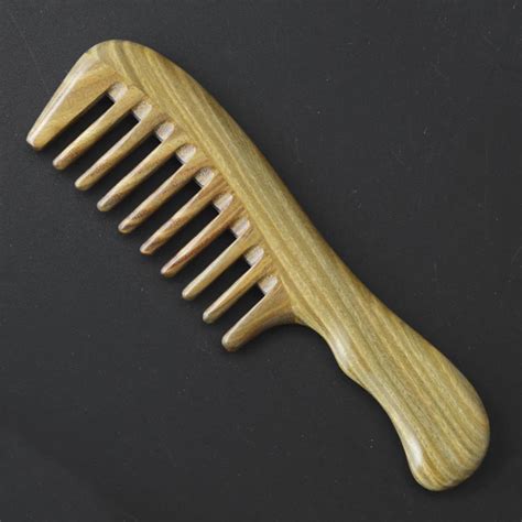 1Pcs New Natural Sandalwood Handmade Wide Tooth Comb Wooden Massage