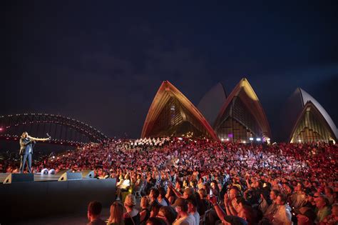 Australia Day Live at the Sydney Opera House and Circular Quay - Australia Day in NSW