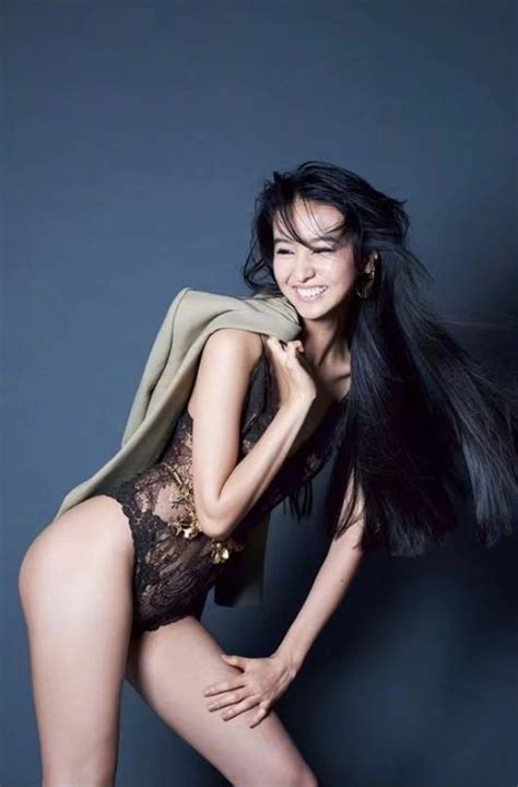 Ái nữ nhà tài tử số 1 Nhật Bản 17 tuổi gây sốc vì chụp ảnh bán nude