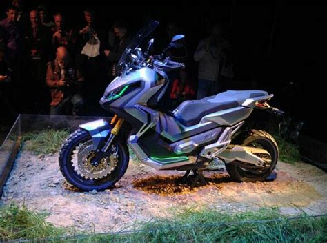 Konsep Matic Adventure Dari Hondasiap Trabas Hutan Besi Indoridecom