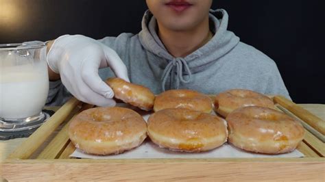 크리스피 도넛 먹방 Crispy Donuts ASMR MUKBANG YouTube