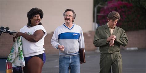 Glow Season 2 Review