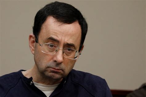 Judge Sentences Disgraced U S Olympics Doctor Larry Nassar Up To 175