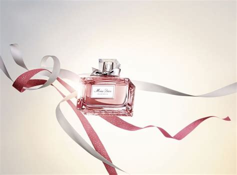 Épinglé par bin爷 sur 海报 Dior Parfum de marque Parfum dior