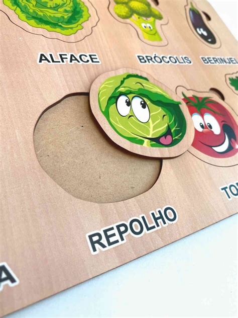 Brinquedo Educativo Tabuleiro Encaixe Alfabeto Numerais Mdf Branco