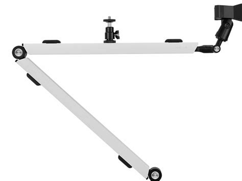 The Streamplify Mount Arm has a cold shoe mount for devices