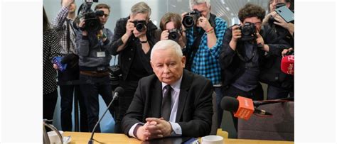 Jarosław Kaczyński szef PiS przed komisją do spraw Pegasusa Spór