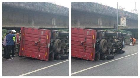 Truk Boks Berisi Sembako Terguling Di Flyover Jalan RE Martadinata