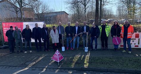 Startschuss F R Breitbandausbau Sch Ler Und Kliniken Sollen Schneller