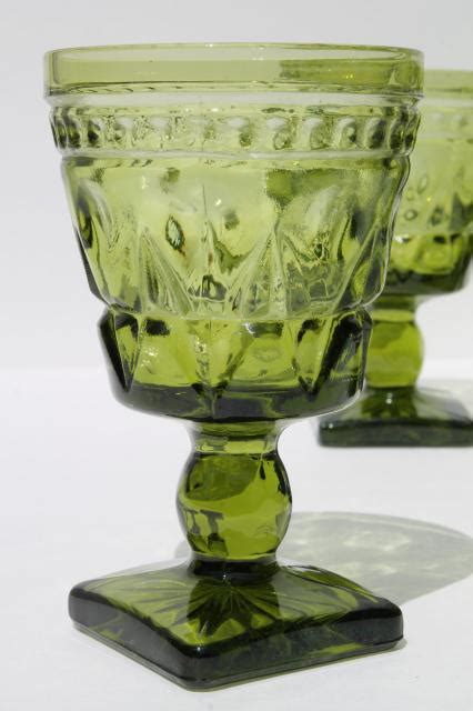 Colony Park Lane Vintage Avocado Green Glass Goblets 70s Retro Glassware Set