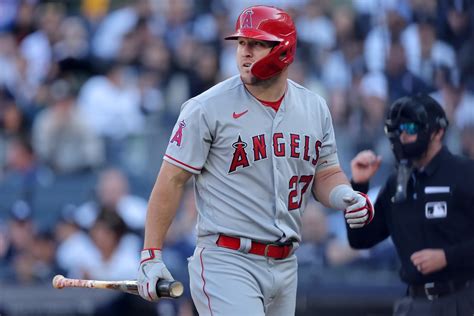 New Angels Hitting Coach Strangely Avoids Question About Mike Trout ...