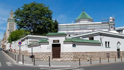 Lextr Me Droite Aux Portes Du Pouvoir La Grande Mosqu E De Paris