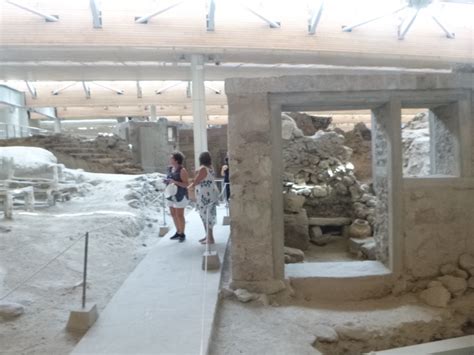 Akrotiri (archaeological site) - Santorini Sights