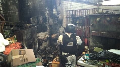 La Jornada Cortocircuito Provoca Incendio En Mercado Central De Acapulco