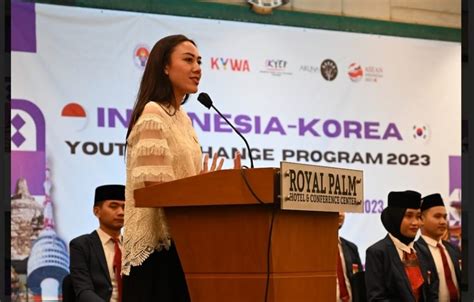 Stafsus Alia Beri Motivasi Peserta Pertukaran Pemuda Indonesia Korea Di