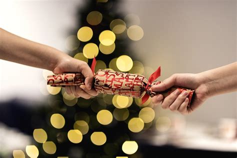 The History Of Christmas Crackers