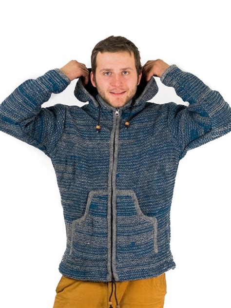 Pull en laine fait main avec doublure polaire et capuche fabriqué au