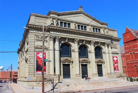 Cincinnati Memorial Hall Brandon Bartoszek Flickr