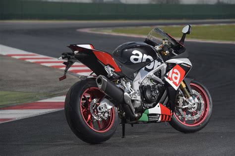 2016 Aprilia RSV4 RF Limited Edition Tuono V4 1100 Factory Edition