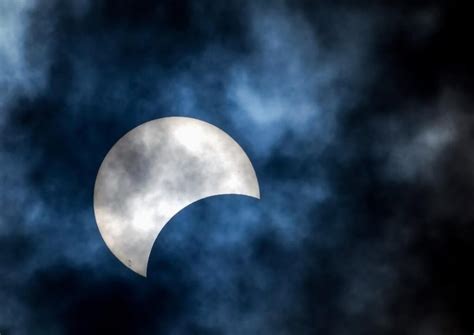 El Eclipse Solar Bloqueará El Sol Este Fin De Semana Pero Los Expertos Advierten Que Es