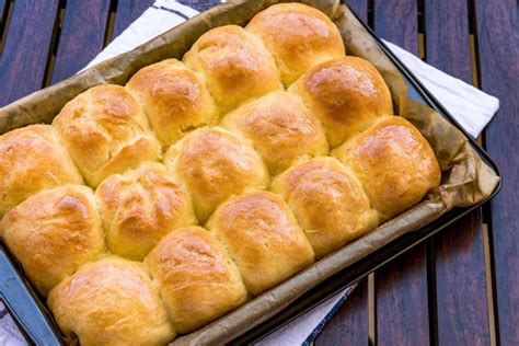 So backen Sie Ihre Sonntagsbrötchen einfach selbst