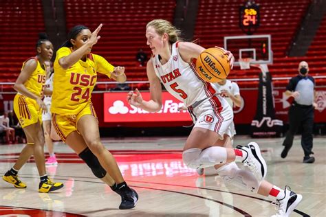 College Womens Basketball Kneepkens First Season At Utah Has Been