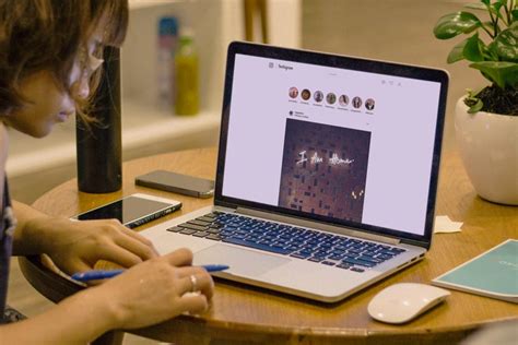 Mudah Banget Ini Cara Membuat Story Instagram Di Laptop Atau PC