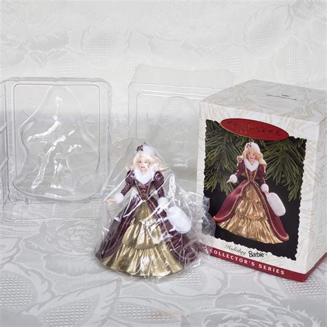 Hallmark Keepsake Holiday Collection Barbie Doll Ornament Aunt