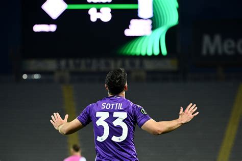 Fiorentina In Vendita I Biglietti Per La Semifinale Col Basilea