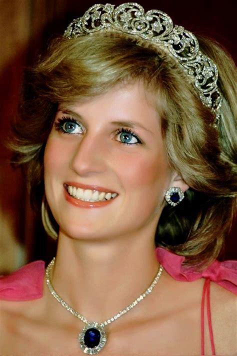 Pin by lina Volk on ЗНАМЕНИТЫЕ ЛЮДИ Lady diana Princess diana