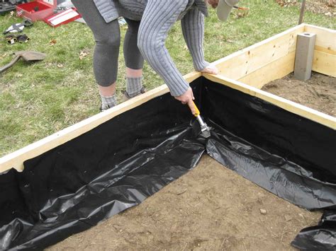 What To Line A Raised Garden Bed With Storables