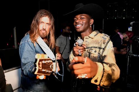 Lil Nas X Old Town Road Breaks Billboard Hot 100 Record