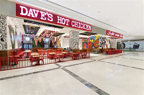 La Street Food Sensation Daves Hot Chicken Opens At Place Vend Me