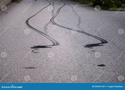 Burnout Tire Marks on Asphalt.. Stock Image - Image of street, race ...