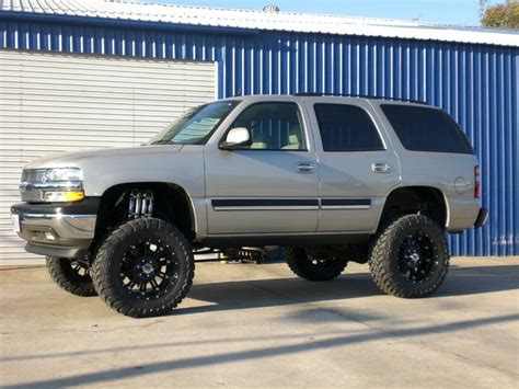 Chevy Gmc 6 8 Inch Lift Kit Tahoe Yukon Avalanche Lifted Chevy Tahoe