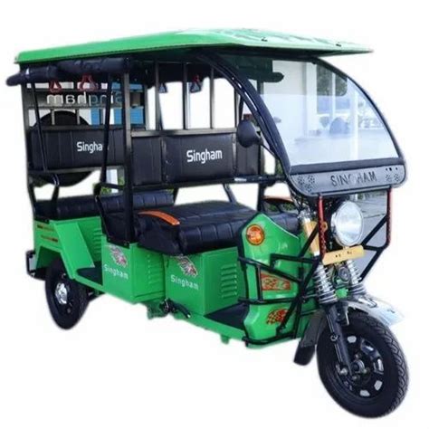 Green Deluxe Passenger Battery Operated Rickshaw Vehicle Capacity 6